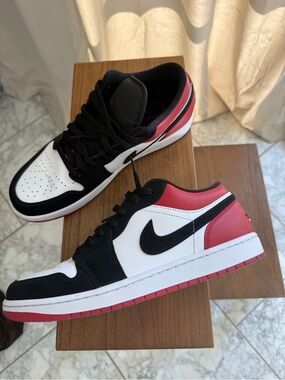 Nike Air Jordan 1 Low-Top Sneakers in Black White Red